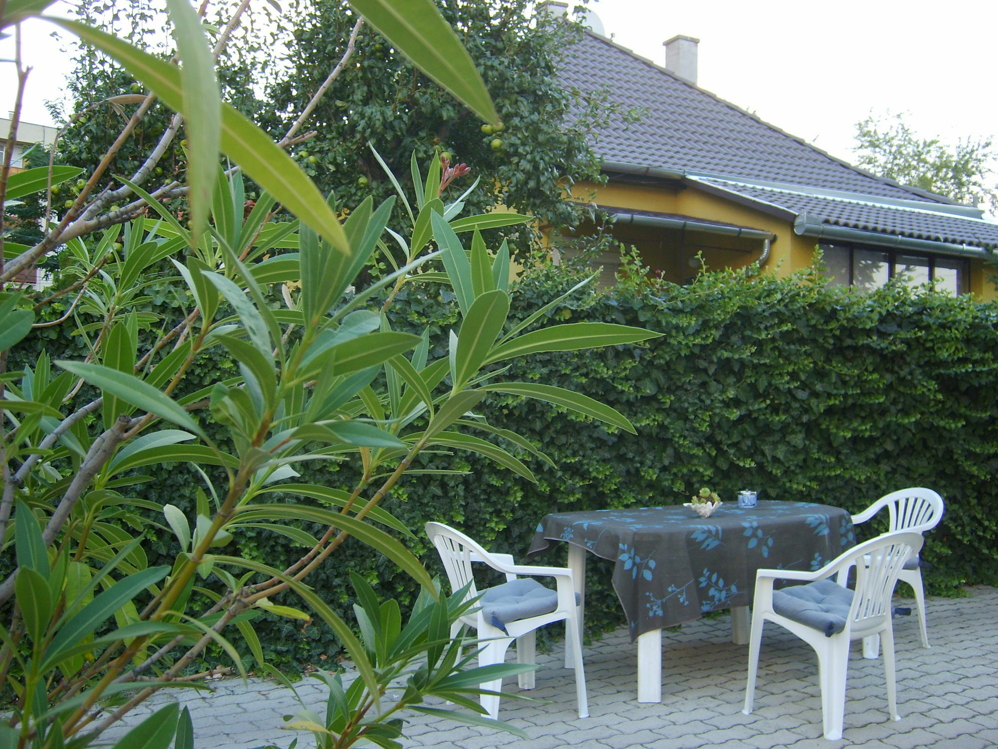 Hotel Irini Panzio Budapest Exterior foto